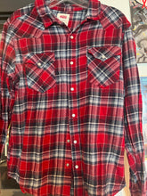 Load image into Gallery viewer, 3910 - Women’s Red and Blue Flannel - L
