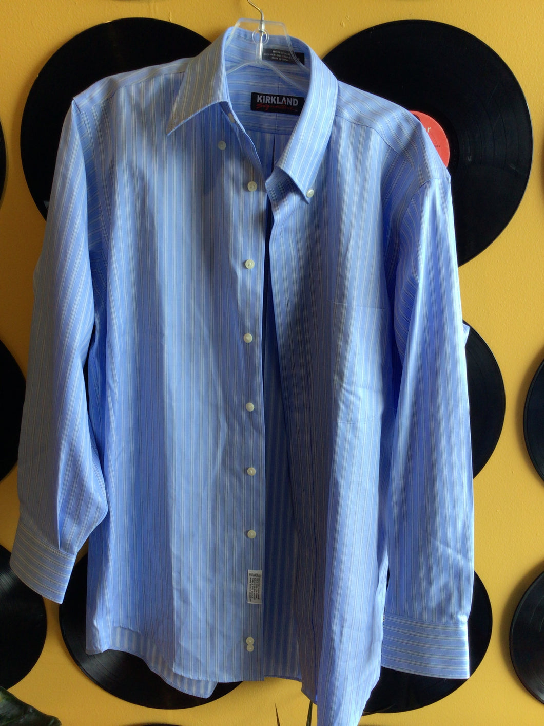 1603 - Men’s Blue Kirkland Signature Striped Dress Shirt - Large