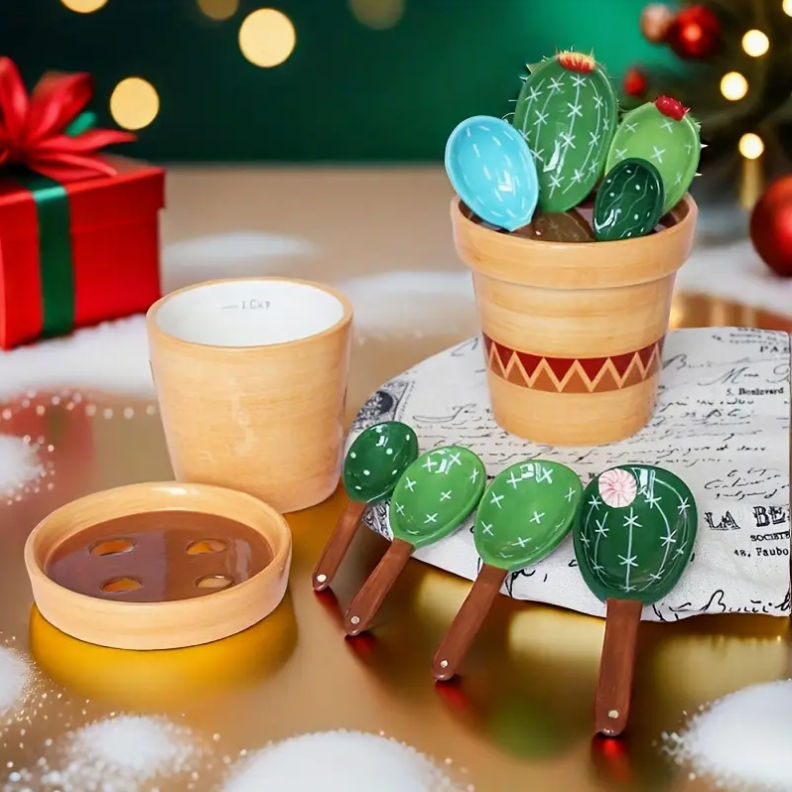 Cactus Measuring Cup and Spoon Set