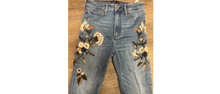 Load image into Gallery viewer, 3600 - Women&#39;s Abercrombie &amp; Fitch Jeans - 26&quot;
